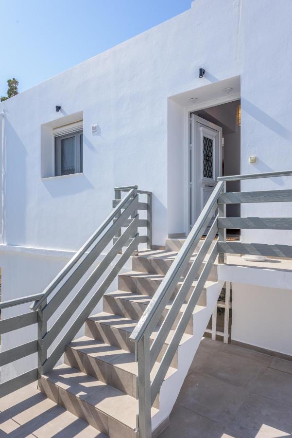 Villa Ellania Milos Adamantas Exterior photo